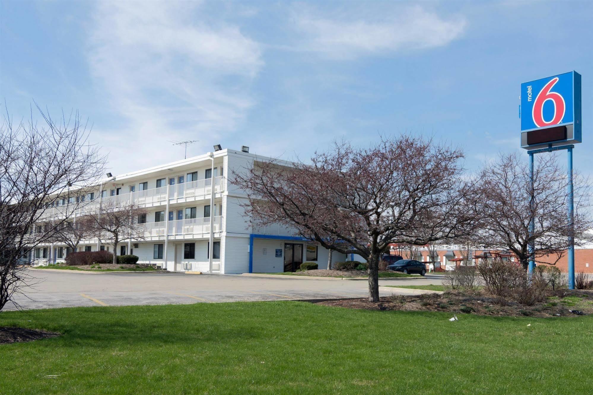 Motel 6 Chicago Southwest - Aurora Kültér fotó